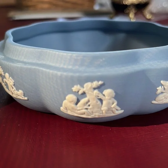 Vintage Wedgwood Jasperware - Picture 8 of 11
